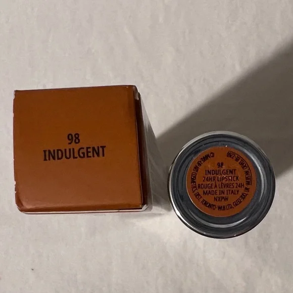 💋NIB💋 MAC ✨Indulgent✨ Locked Kiss 24-Hour Lipstick BRAND NEW - Picture 8 of 9